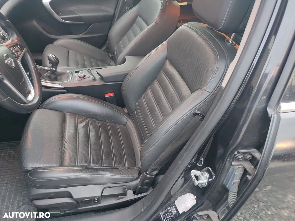 Opel Insignia - 16