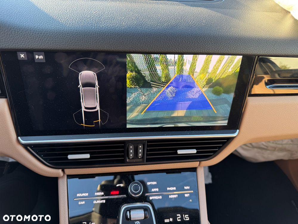 Porsche Cayenne Platinum Edition - 16