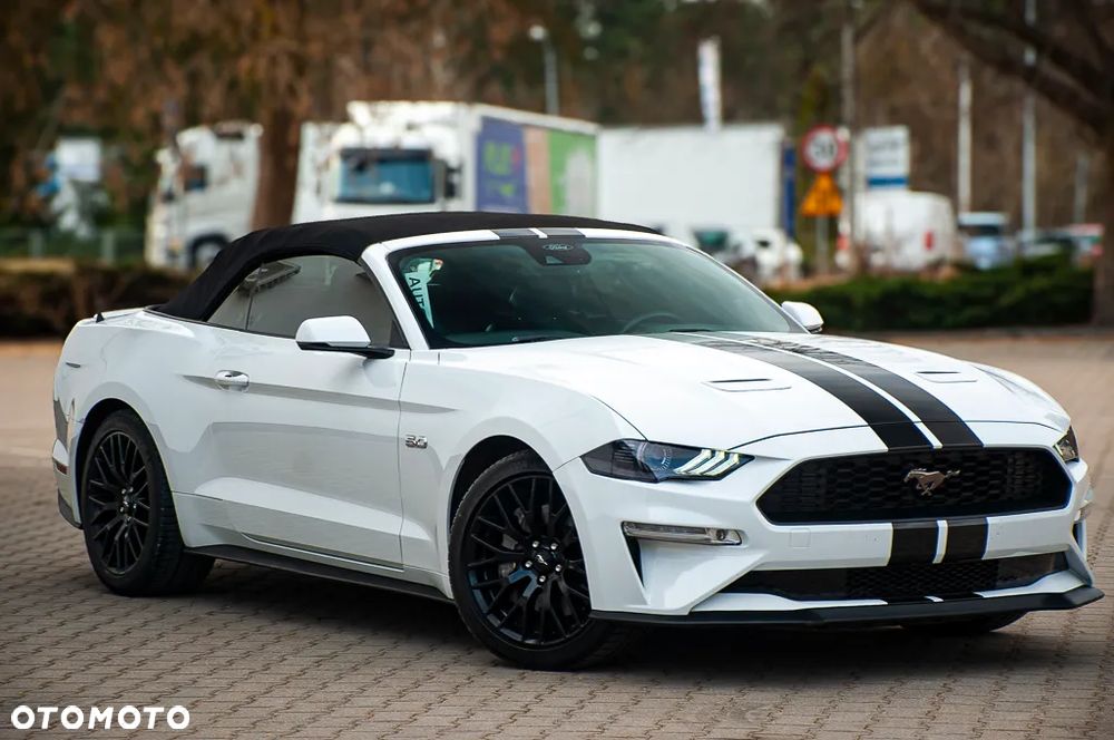 Ford Mustang 5.0 V8 GT - 10