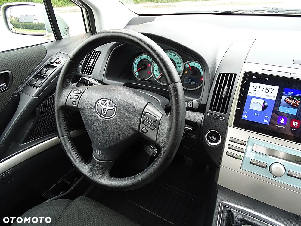 Toyota Corolla Verso 1.8 Prestige 7os - 36