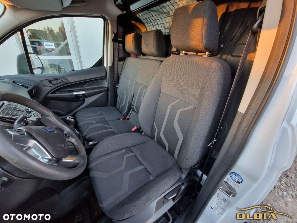 Ford Transit Connect - 19