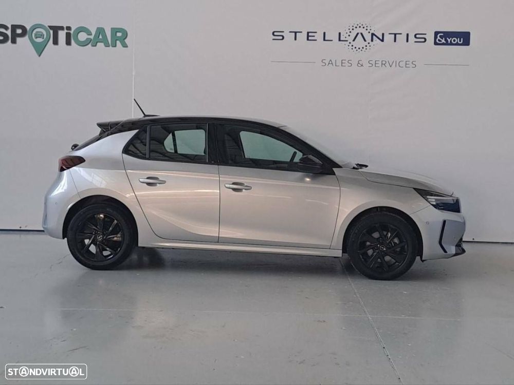 Opel Corsa 1.2 T GS - 4