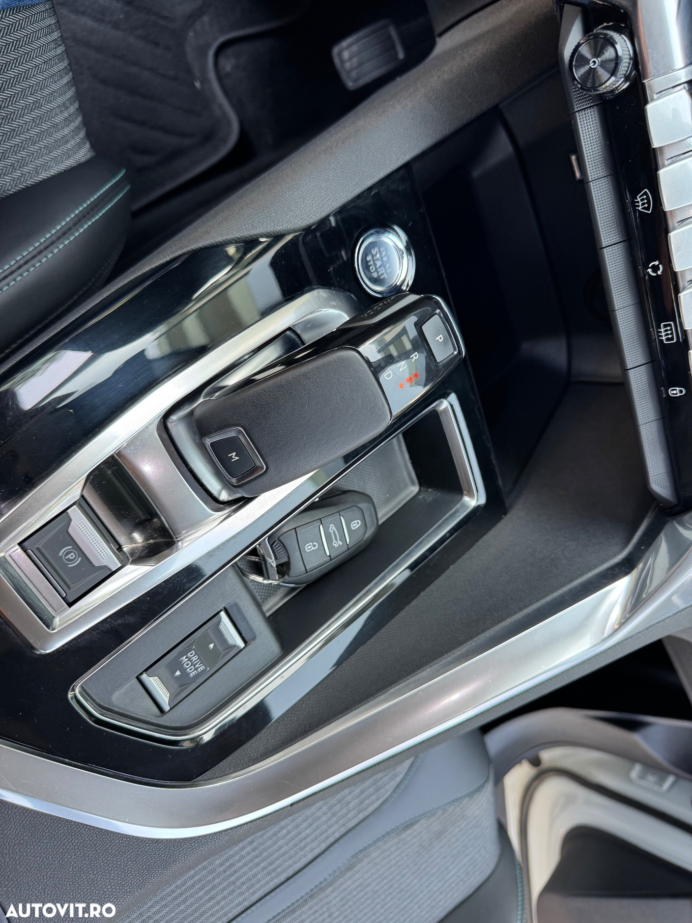 Peugeot 3008 PureTech 130 Stop & Start GPF EAT8 Active Pack - 22