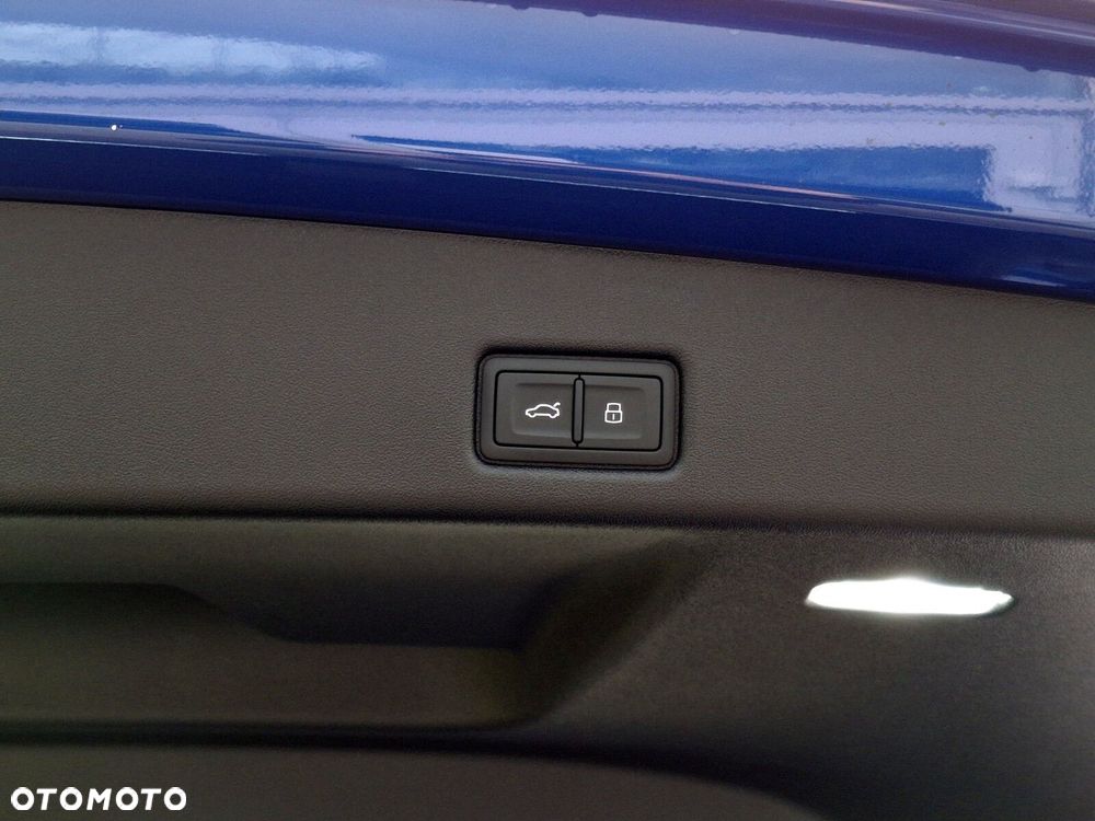 Audi Q5 Sportback - 9