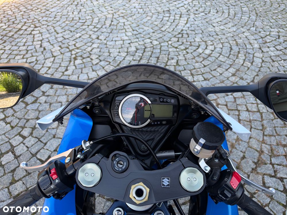 Suzuki GSX-R - 21
