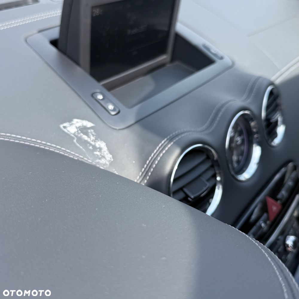 Peugeot RCZ 1.6 THP - 10