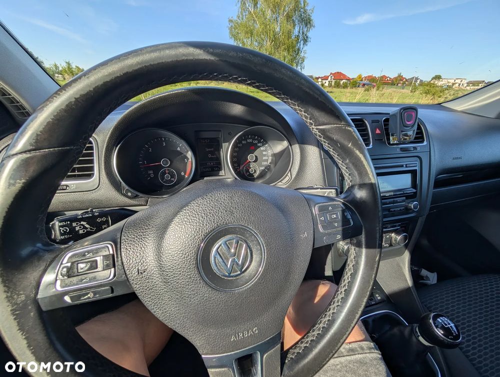 Volkswagen Golf - 9