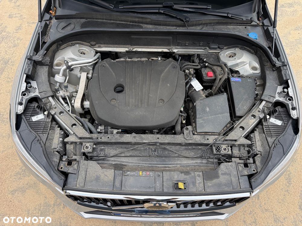 Volvo XC 60 B4 B Momentum Pro - 13