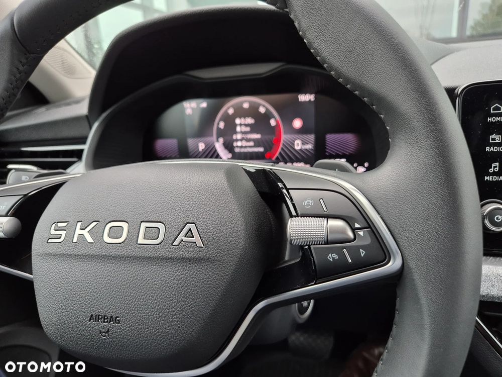 Skoda Kamiq 1.0 TSI Selection DSG - 26