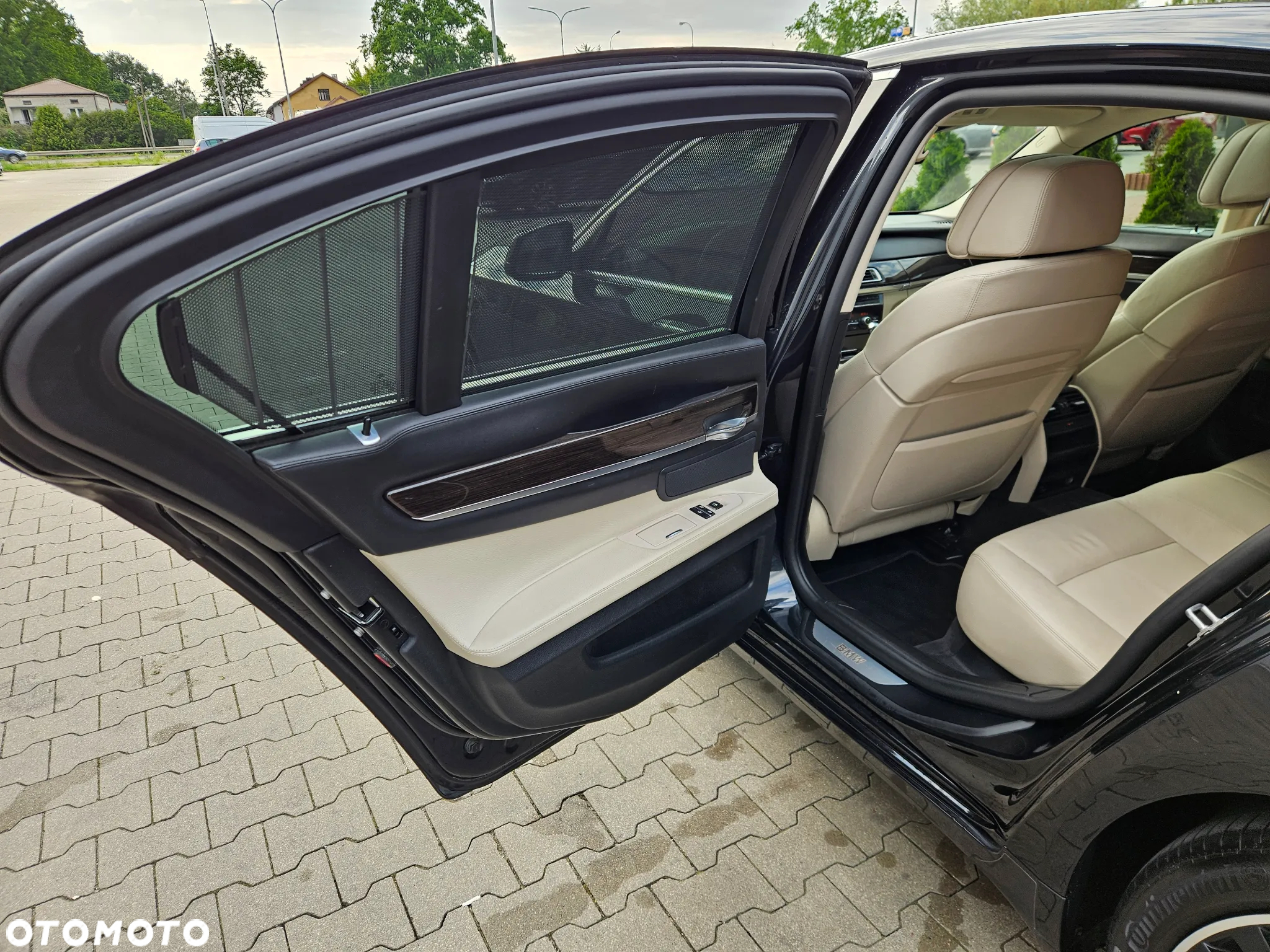 BMW Seria 7 730d - 23