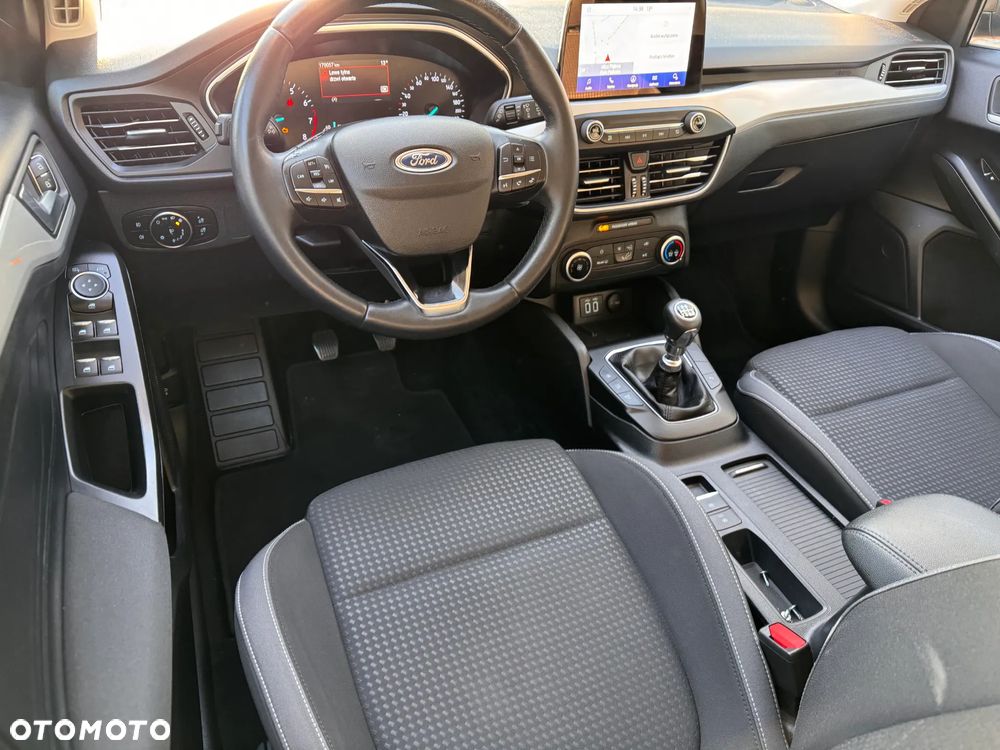 Ford Focus 1.0 EcoBoost mHEV Titanium - 4
