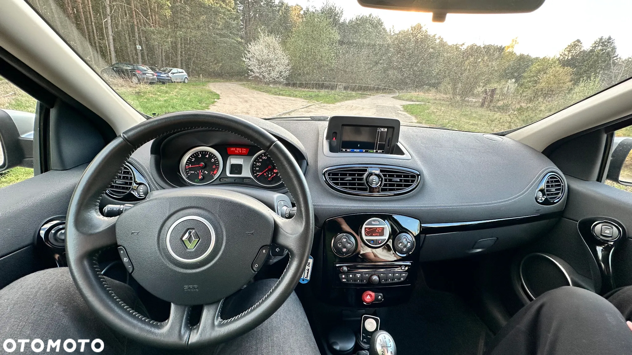 Renault Clio - 12