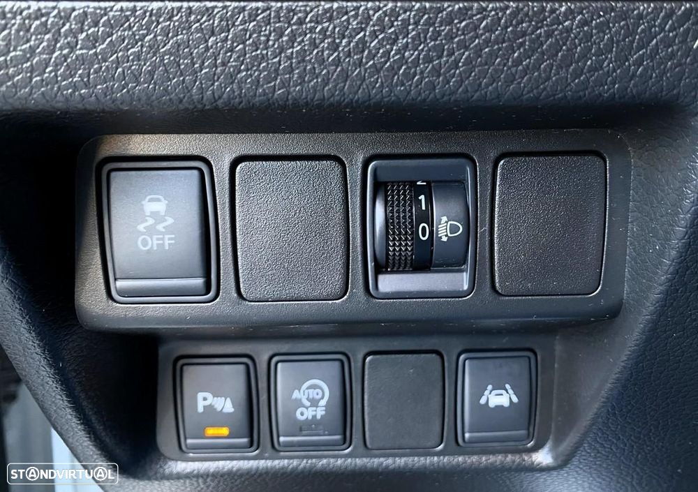 Nissan Qashqai 1.5 dCi ECO Acenta+N.Connect - 25