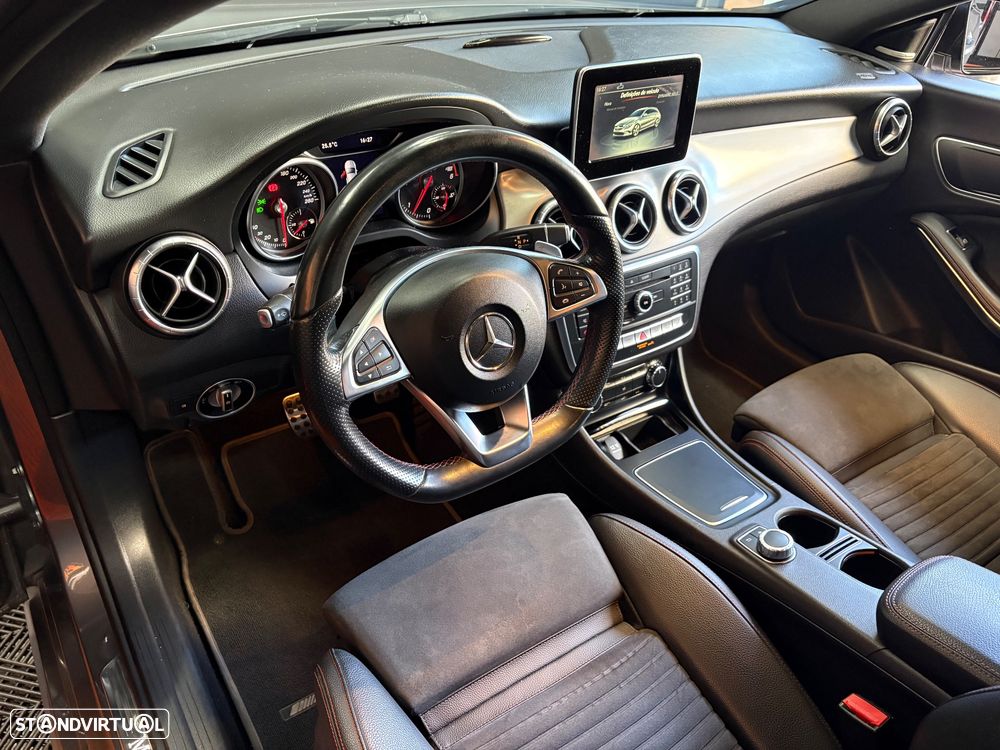 Mercedes-Benz CLA 200 d 7G-DCT AMG Line - 16