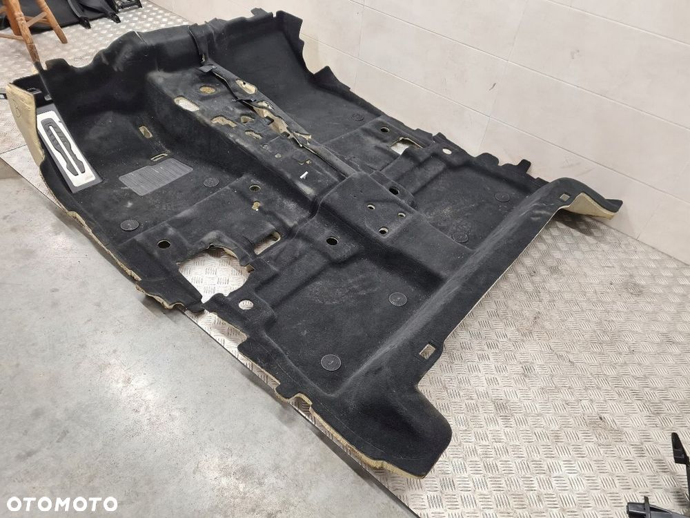 BMW X6 G06 DYWAN WYKŁADZINA PRZÓD TYŁ KOMPLET 8069273 7949649 7949638 - 3