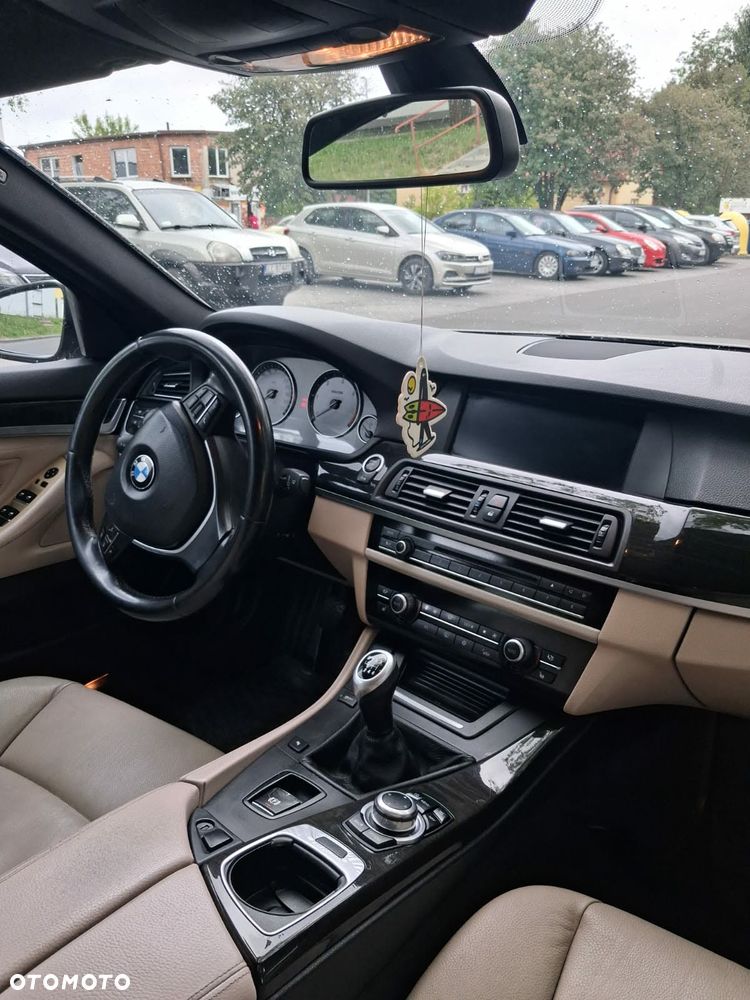 BMW Seria 5 520d - 7