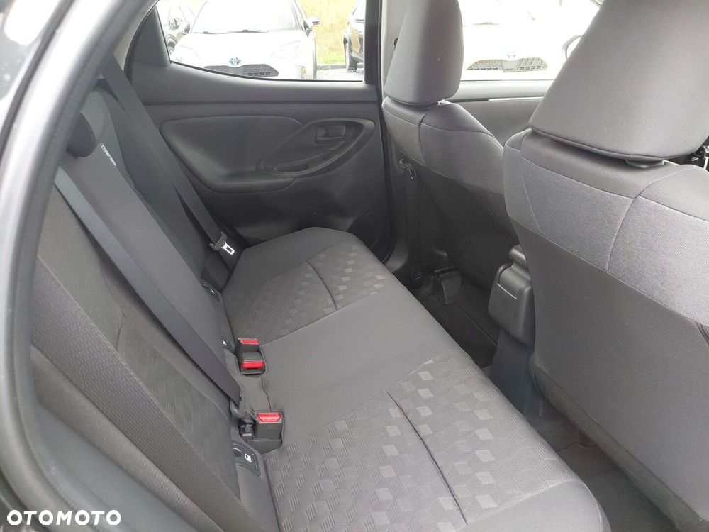 Toyota Yaris Hybrid 1.5 Style - 10