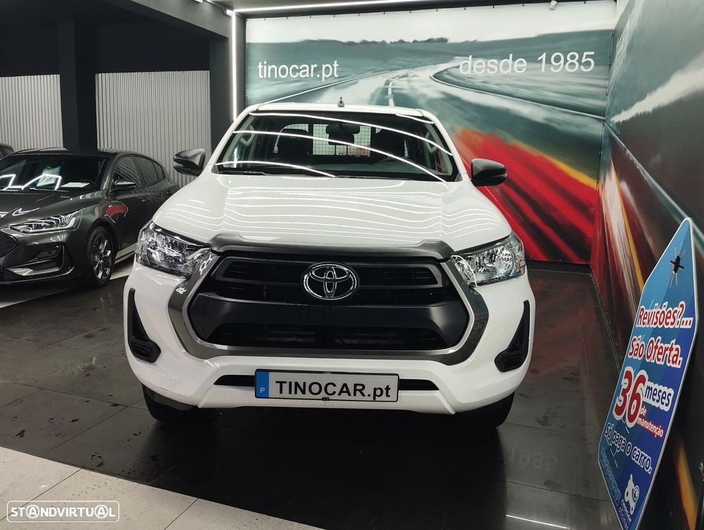 Toyota Hilux 2.4 D-4D 4WD CD CM - 7