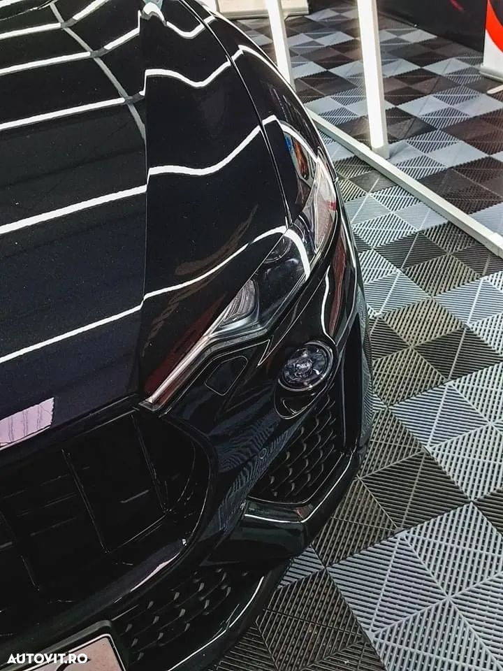Maserati Levante - 2