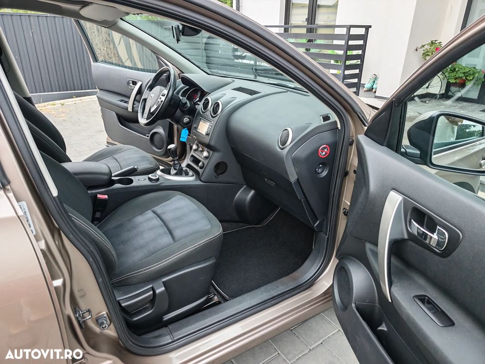 Nissan Qashqai+2 1.6 dCi DPF 4x4 tekna - 11