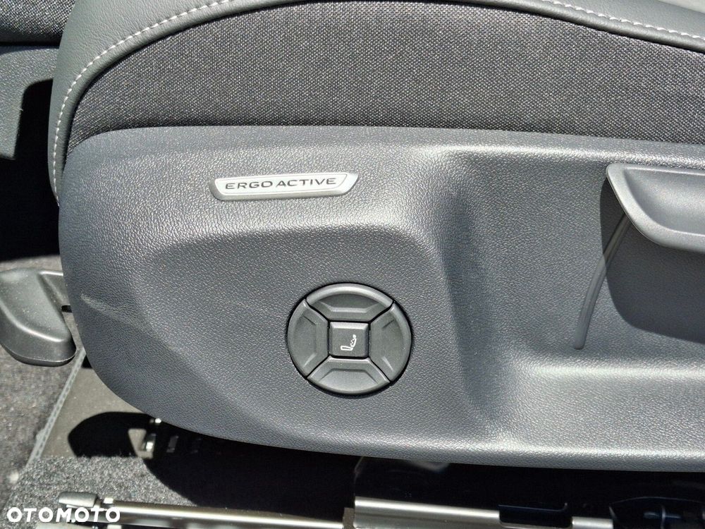 Volkswagen T-Roc - 15