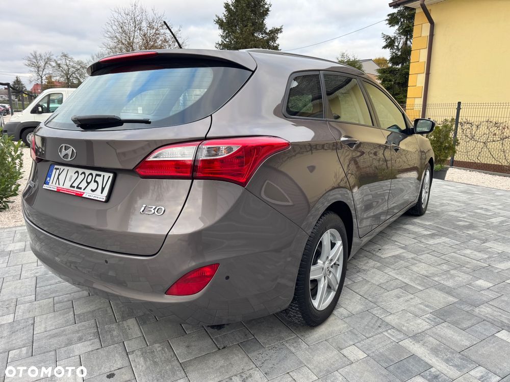 Hyundai i30 1.6 GDI Premium - 6