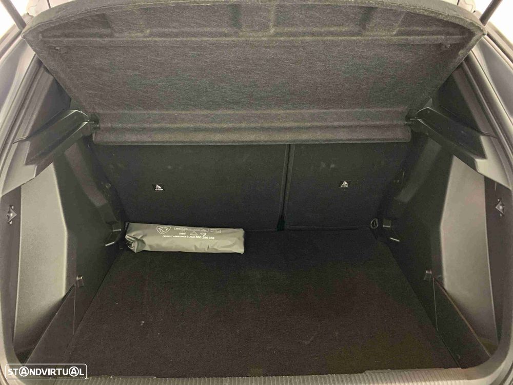 Peugeot 2008 1.2 PureTech Style - 14