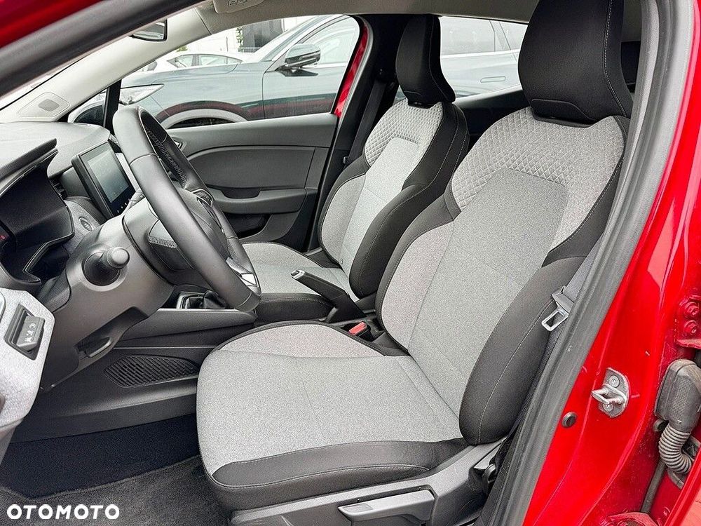 Renault Clio 1.0 TCe Evolution - 11