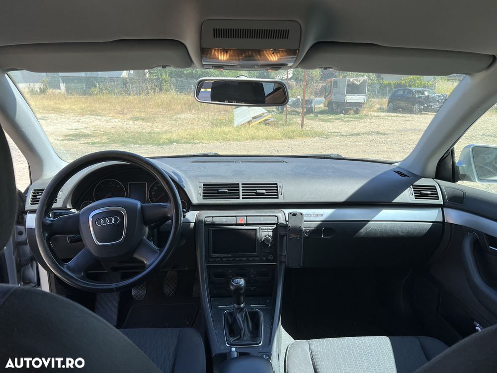 Audi A4 Avant 2.0 TDI - 13
