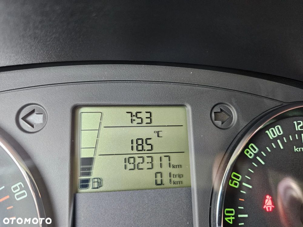 Skoda Roomster 1.2 TSI - 17