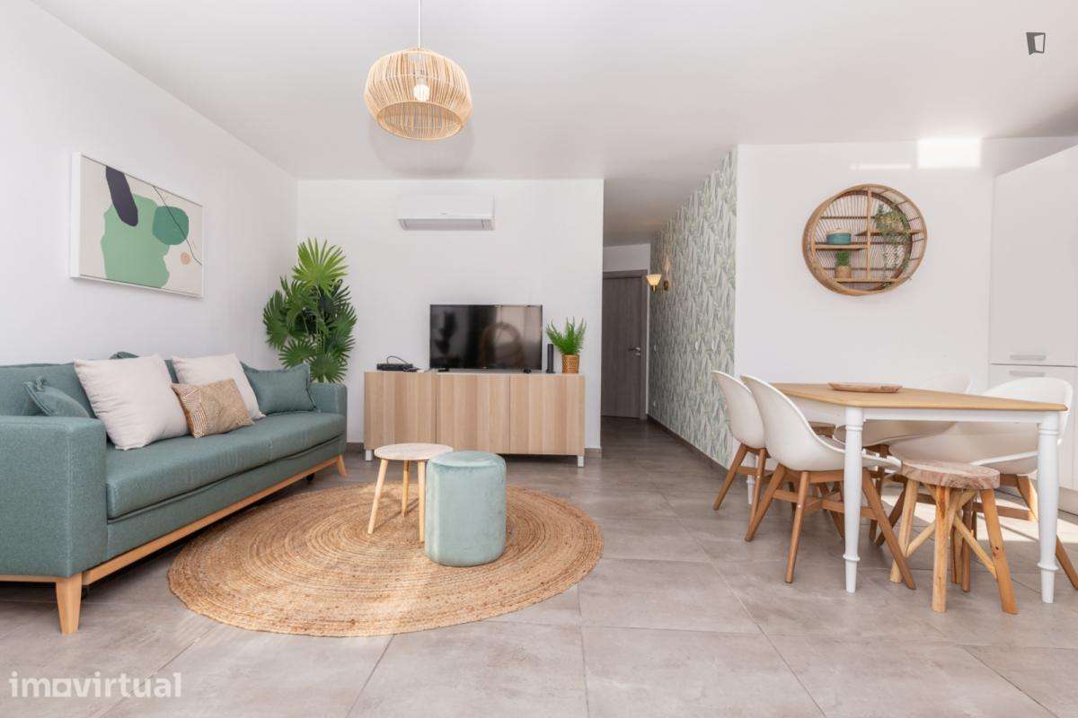 Apartamento com 2 quartos - localizado em Faro - Grande imagem: 3/26