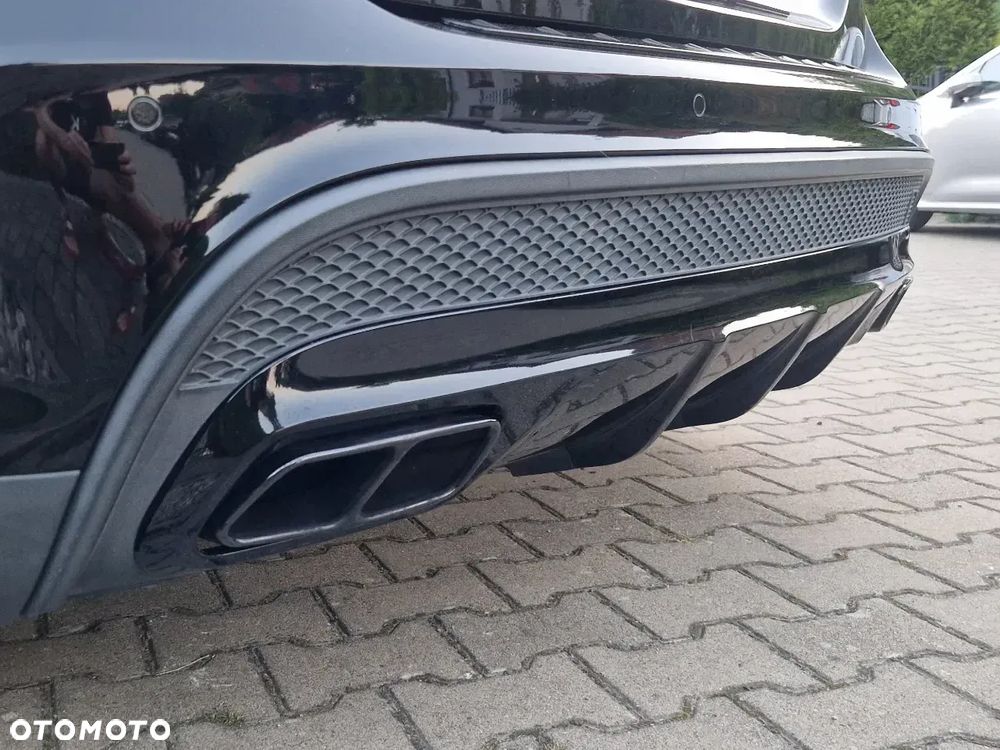 Mercedes-Benz GLA 45 AMG 4Matic 7G-DCT - 4
