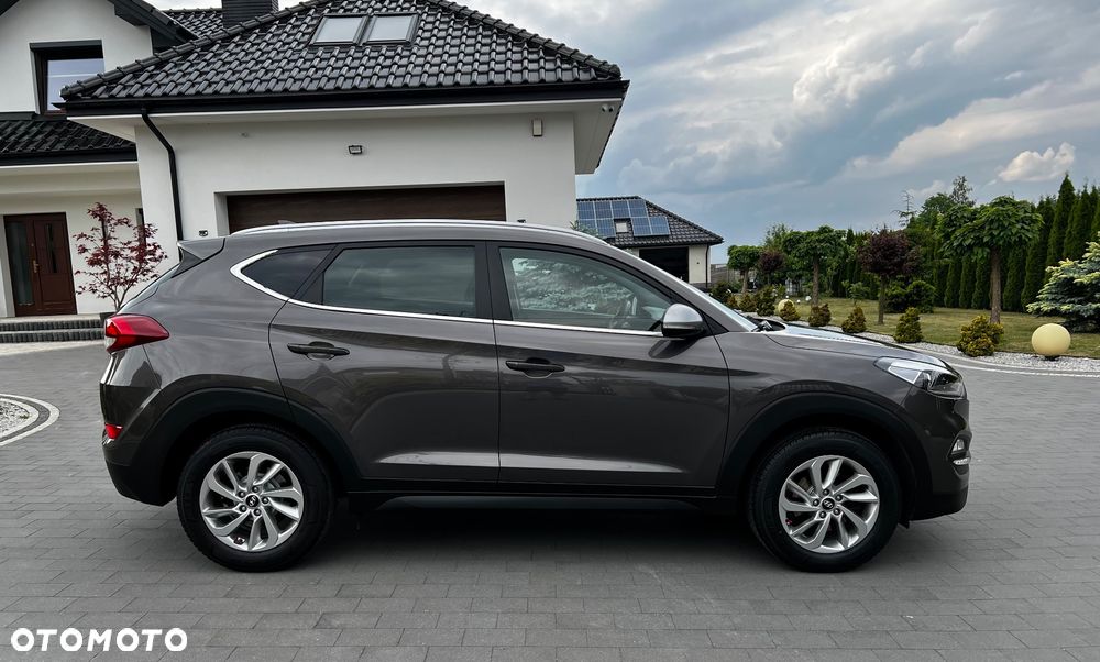 Hyundai Tucson blue 1.6 GDi 2WD Navi - 15
