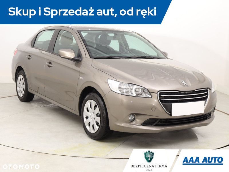 Peugeot 301 - 3