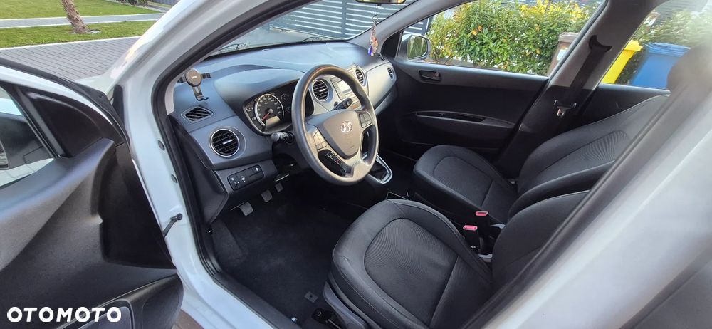 Hyundai i10 1.0 Pure - 12