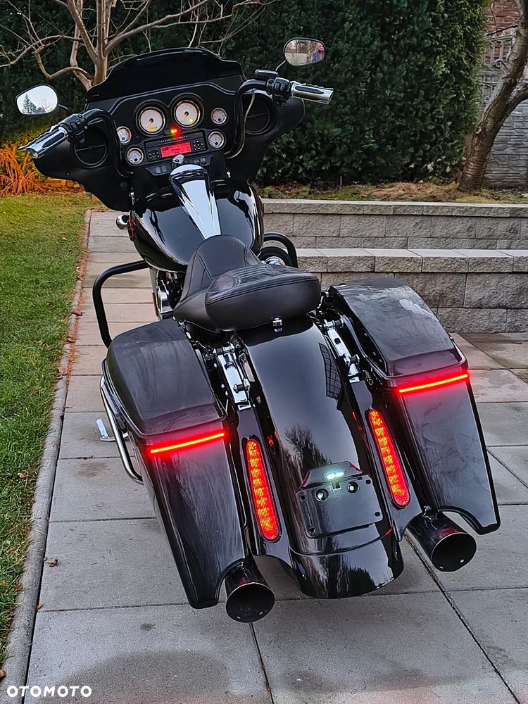 Harley-Davidson Touring Street Glide - 6