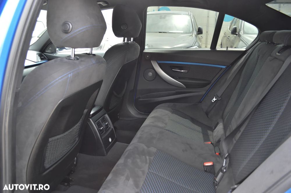 BMW Seria 3 320d Aut. xDrive Edition M Sport Shadow - 31