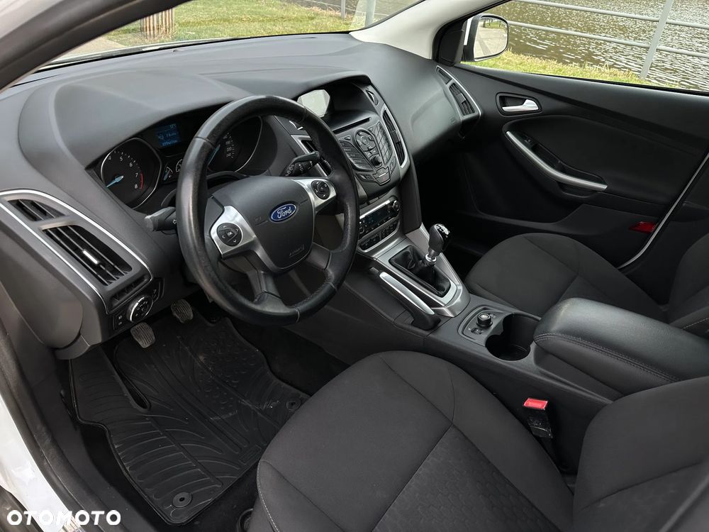 Ford Focus 1.0 EcoBoost STart-Stopp-System TITANIUM - 9