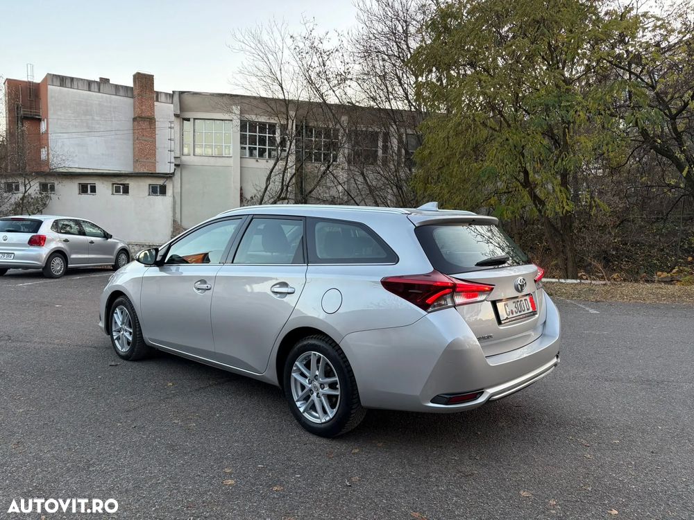 Toyota Auris 1.2 Turbo Touring Sports Team Deutschland - 17