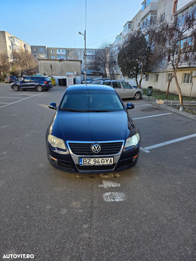 Volkswagen Passat 2.0TDI Comfortline DPF DSG - 3