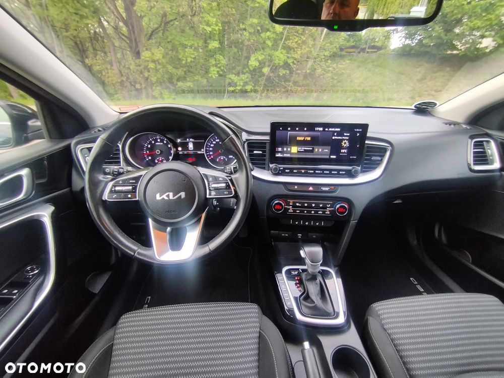 Kia Ceed - 35