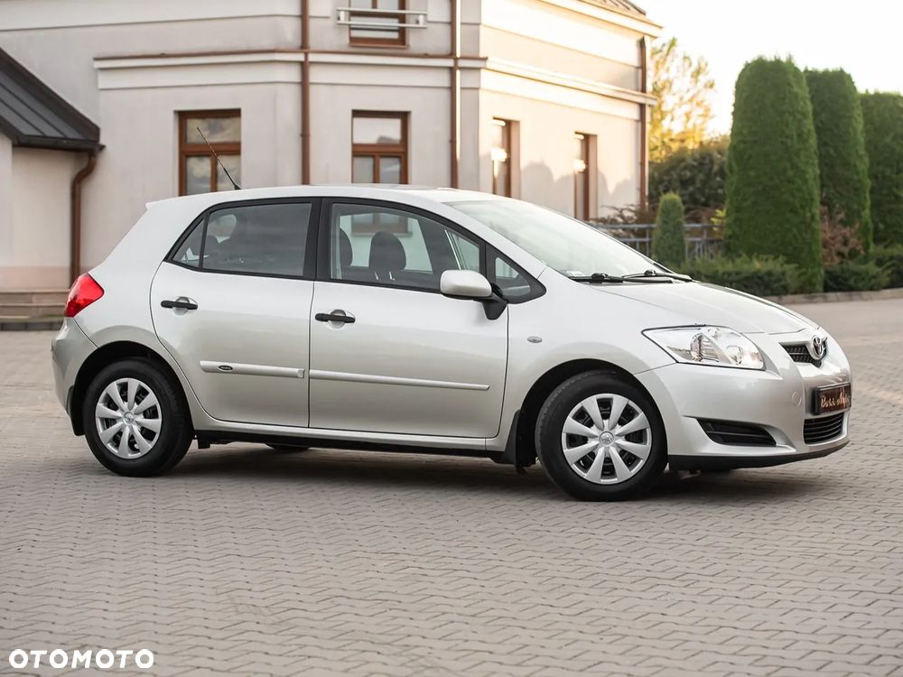 Toyota Auris - 3