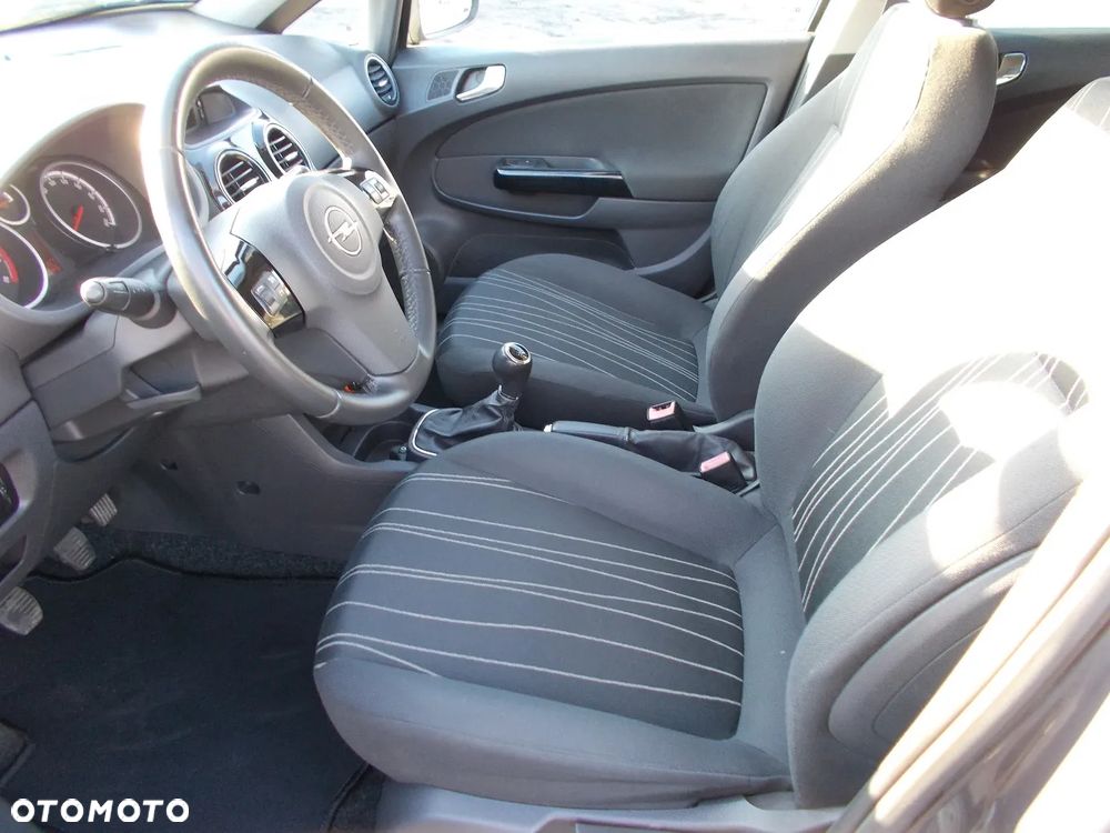 Opel Corsa 1.2 16V Enjoy - 17