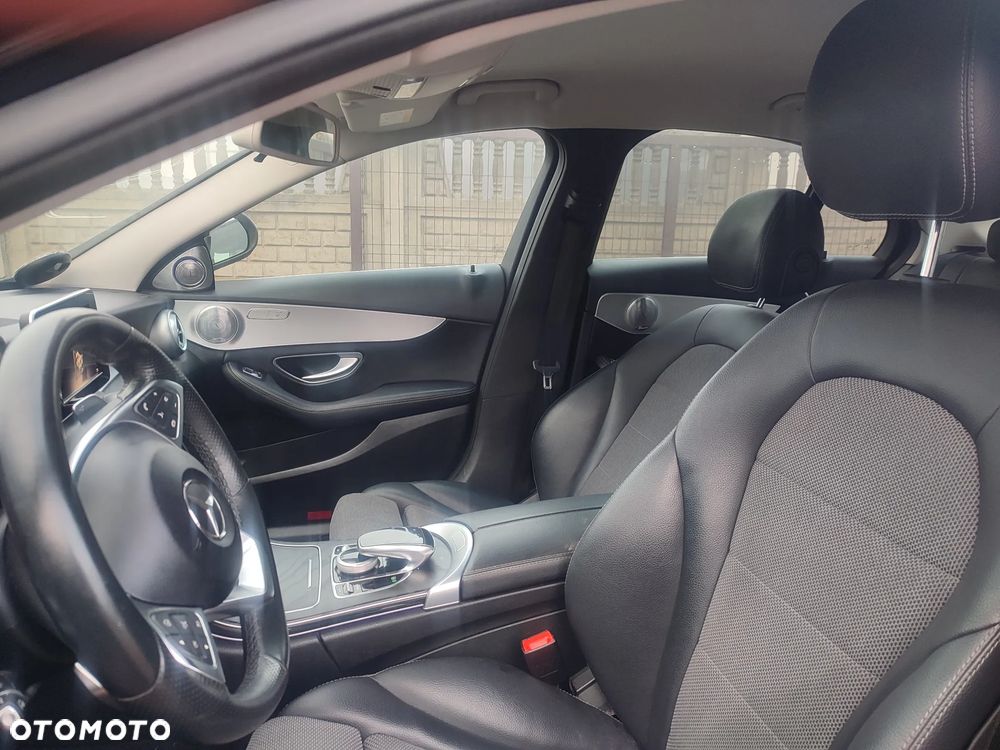 Mercedes-Benz Klasa C 220 d 9G-TRONIC AMG Line - 23