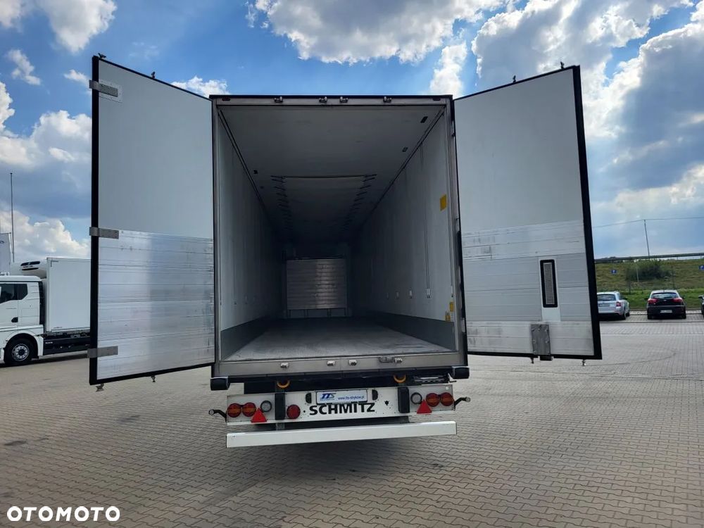 Schmitz Cargobull - - 12