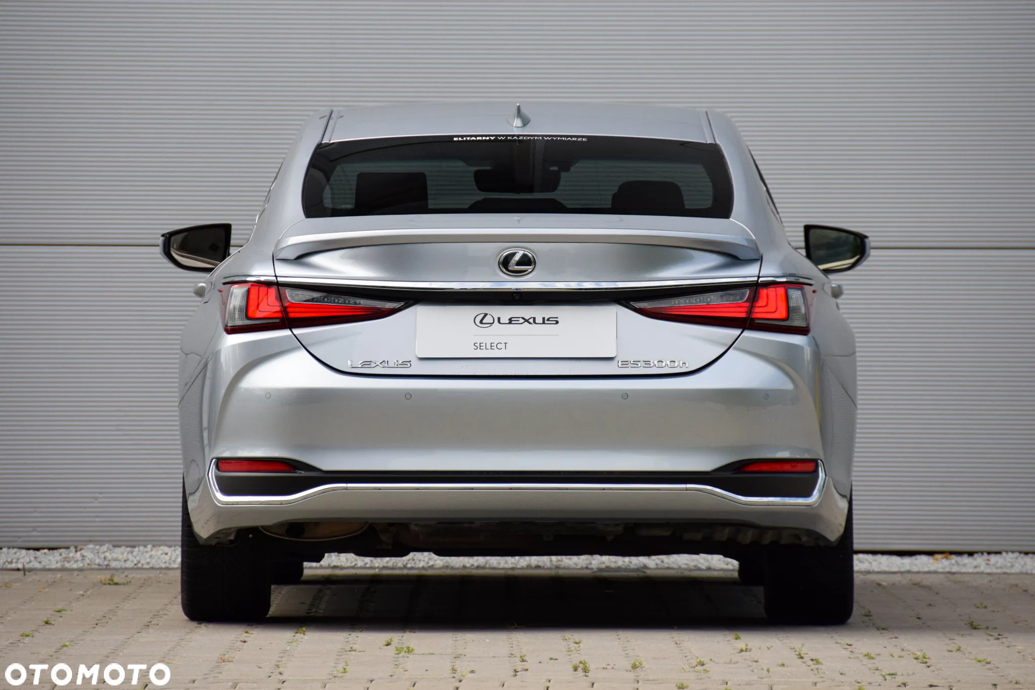 Lexus ES 300h Business Edition - 14