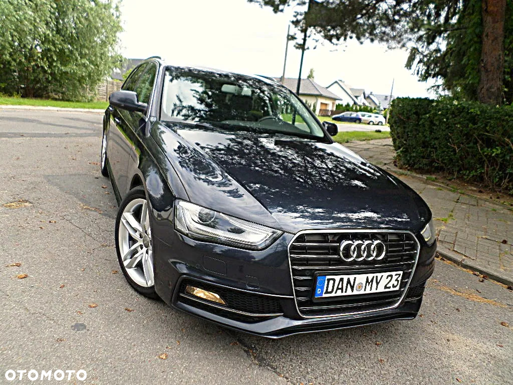 Audi A4 Avant 2.0 TDI DPF clean diesel S line Sportpaket - 2