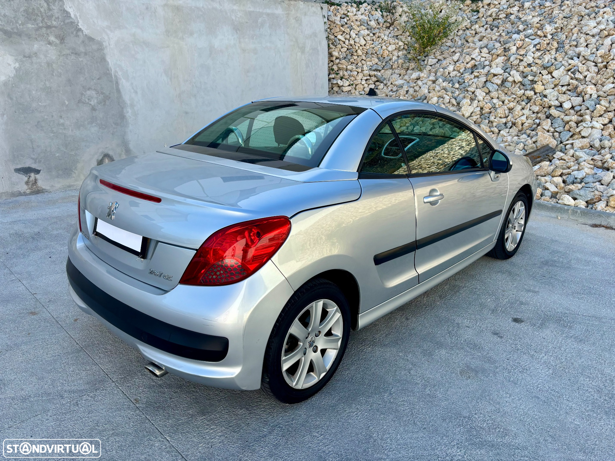 Peugeot 207 CC 1.6 HDi FAP Sport - 21