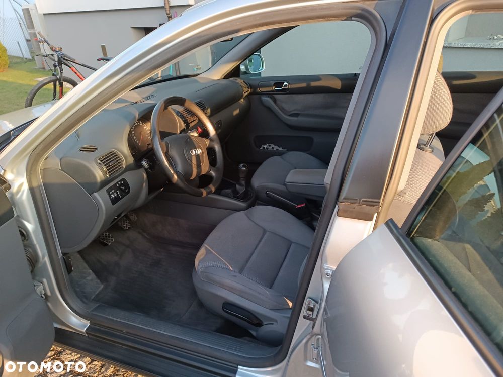 Audi A3 Sportback - 5