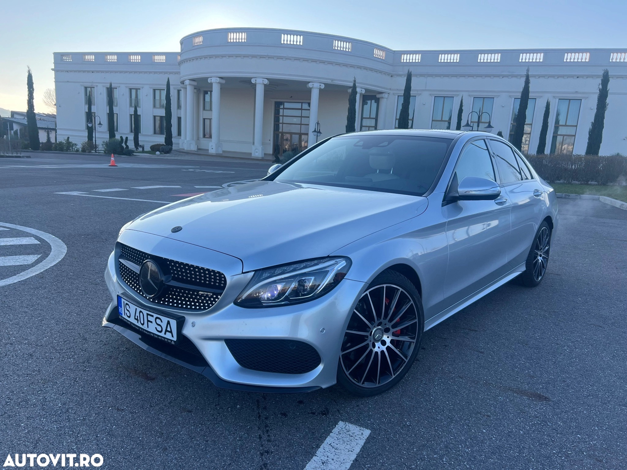 Mercedes-Benz C 400 4Matic T 7G-TRONIC AMG Line - 22